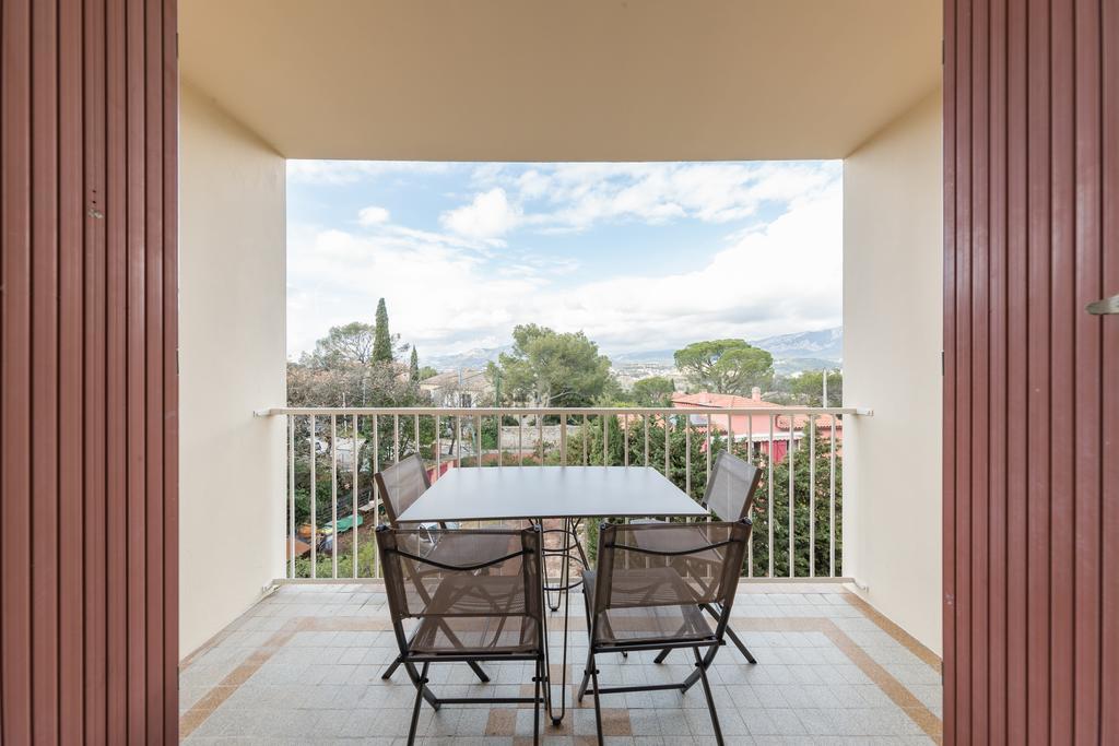 Appartement Les Elfes เลอ ปราเดต์ ภายนอก รูปภาพ